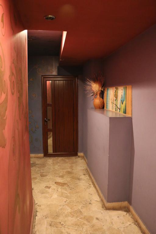 Motel Acapulco Ереван Экстерьер фото