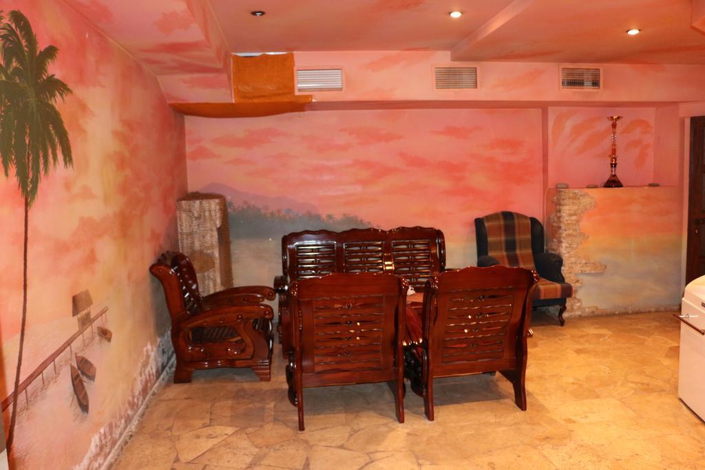 Motel Acapulco Ереван Экстерьер фото