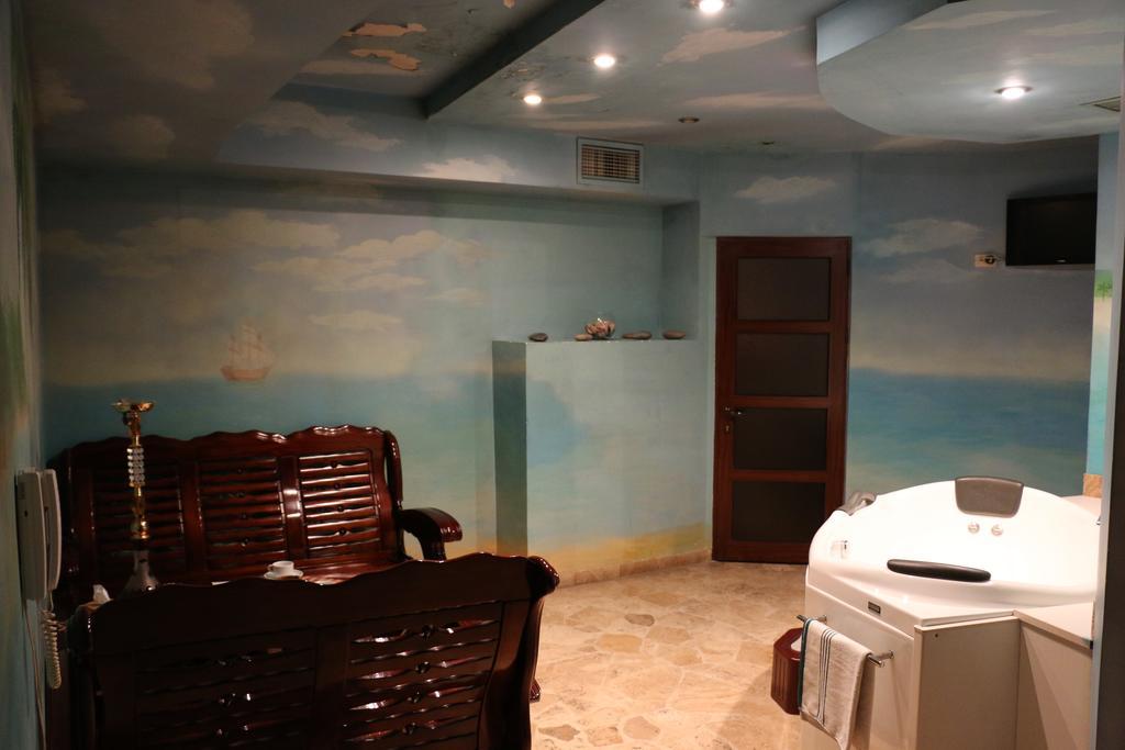 Motel Acapulco Ереван Экстерьер фото