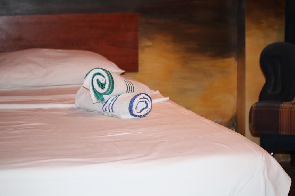 Motel Acapulco Ереван Экстерьер фото